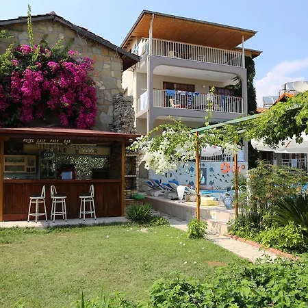 Otel Lale Park 2*