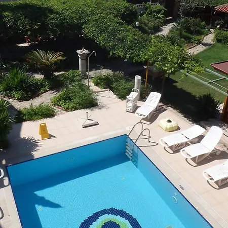 Otel Lale Park