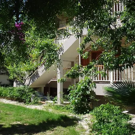 Otel Lale Park