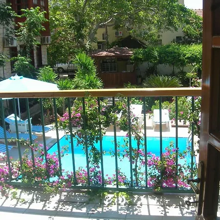 Otel Lale Park 2*