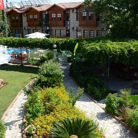 Otel Lale Park Side